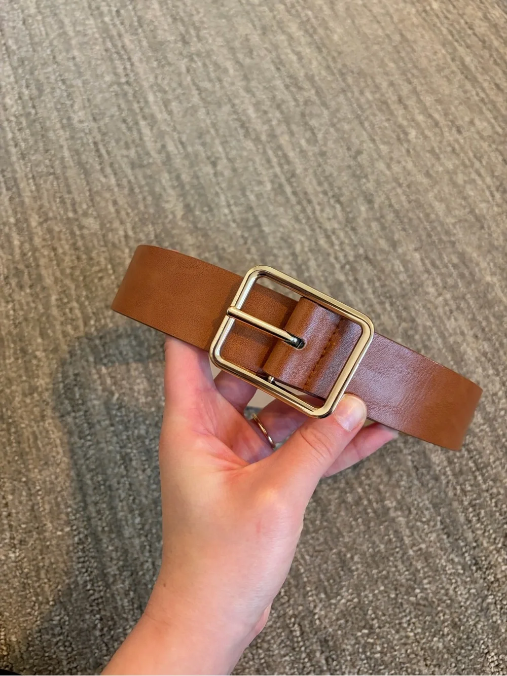 Women’s Size Small Brown Leather Belt with Gold Buckle